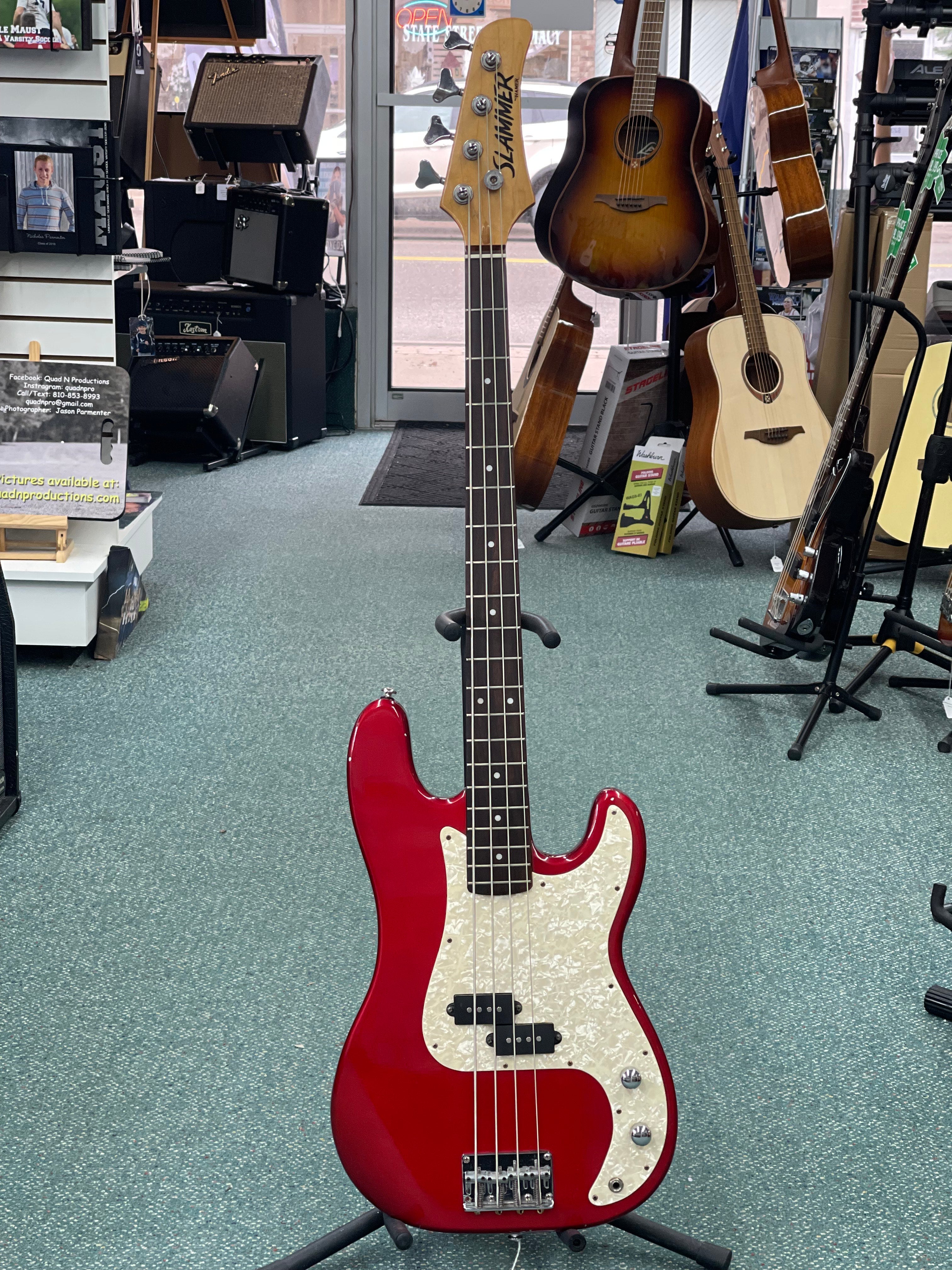 Slammer Bass by Hamer