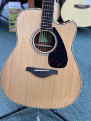 Yamaha FGX820C